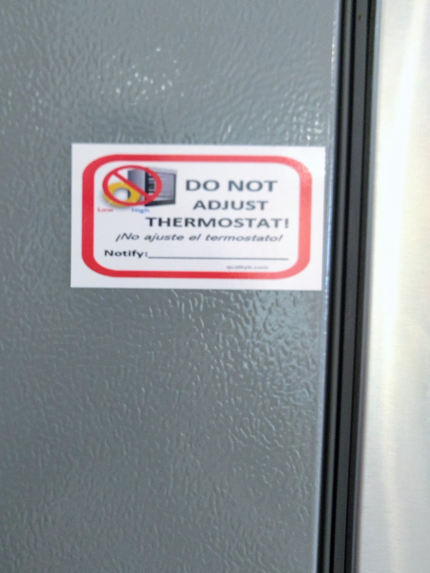 Do Not Adjust Thermostat LABELS - Bilingual (10/50 PK)